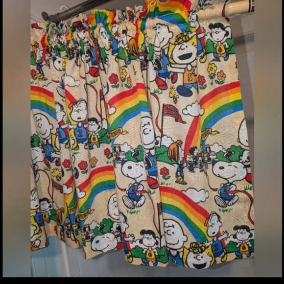 14 PC 8 PANELS Vintage Charlie Brown Snoopy rainbow curtains! - Picture 5 of 5